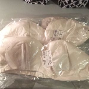 Plus sized bra....1 remaining in the set